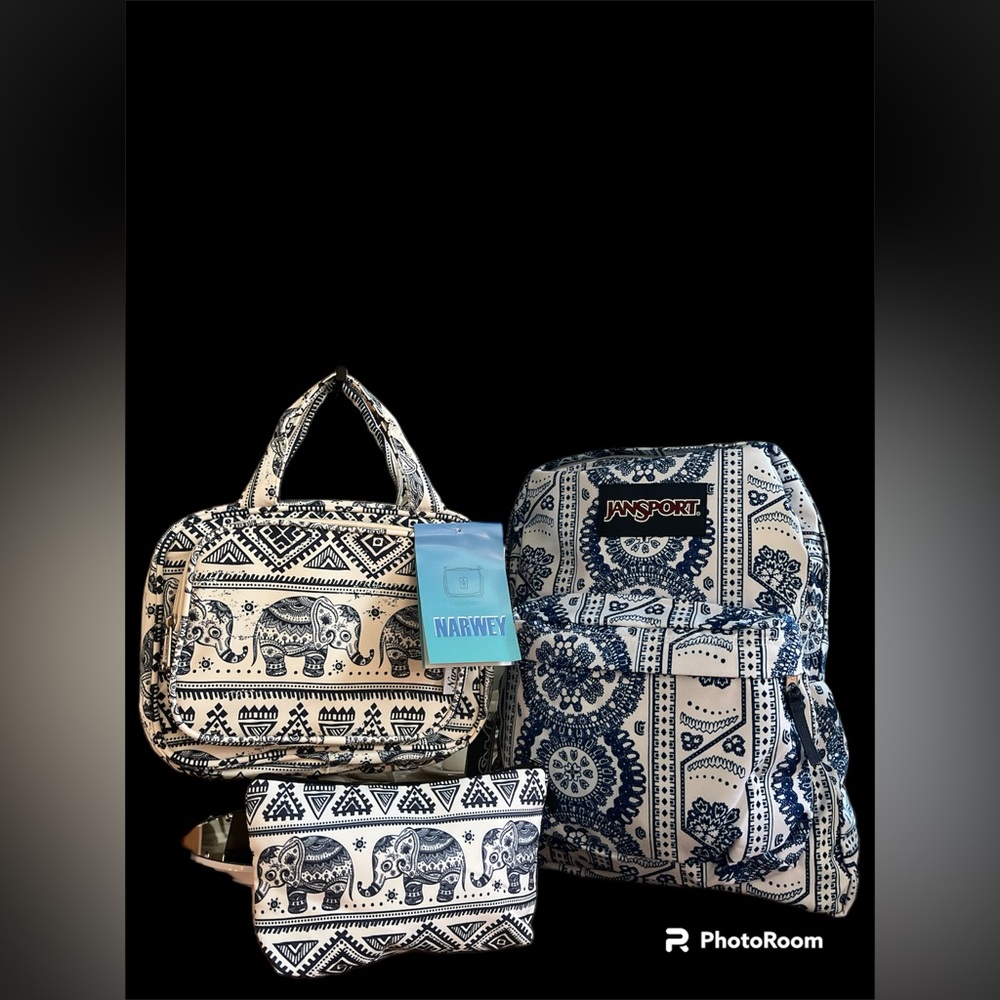 Travel Set of 3 matching bags! NWT!